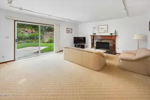 2420 Achilles Dr, Los Angeles, CA 90046 - Photo 11