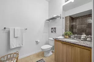 175 S Lake Ave, Pasadena, CA 91101 - Photo 11