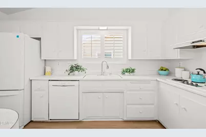 5778 Valerie Avenue, Los Angeles, CA 91367 - Photo 19