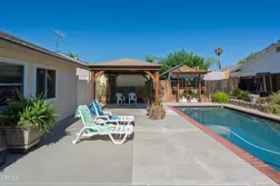 25940 White Wood Cir, Moreno Valley, CA 92553 - Photo 33