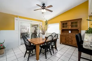 25940 White Wood Cir, Moreno Valley, CA 92553 - Photo 9