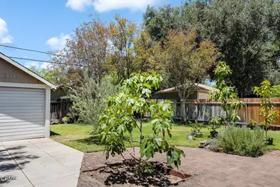 851 N Michigan Avenue, Pasadena, CA 91104 - Photo 23