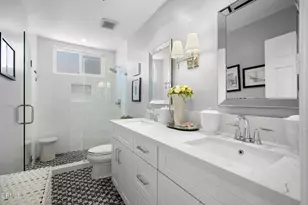 916 Calle Del Pacifico, Glendale, CA 91208 - Photo 37