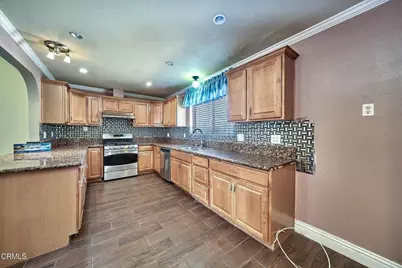 9020 Pionero Road, Pinon Hills, CA 92372 - Photo 15