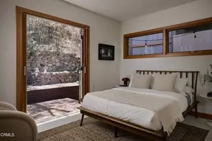 9616 Highland Gorge Dr, Beverly Hills, CA 90210 - Photo 21