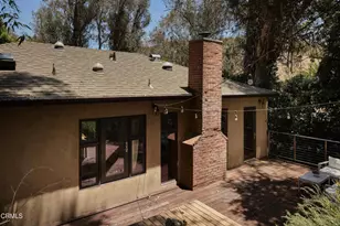 9616 Highland Gorge Dr, Beverly Hills, CA 90210 - Photo 27
