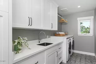 4909 Rupert Ln, La Canada Flintridge, CA 91011 - Photo 29