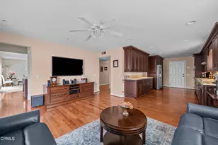 3911 Park Vista Pl, La Crescenta, CA 91214 - Photo 11
