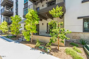 139 S Oak Knoll Ave, Pasadena, CA 91101 - Photo 19