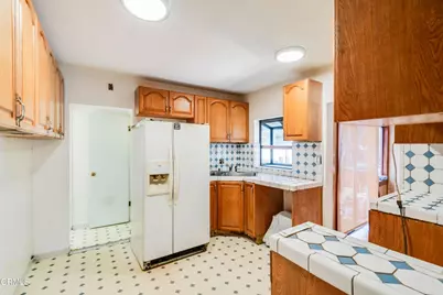 4012 Clayton Avenue, Los Angeles, CA 90027 - Photo 7