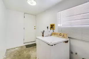 4012 Clayton Ave, Los Angeles, CA 90027 - Photo 11