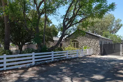 10107 Stonehurst Avenue, Los Angeles, CA 91352 - Photo 3