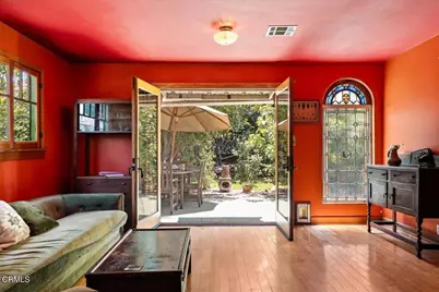 588 N Chester Avenue, Pasadena, CA 91106 - Photo 15