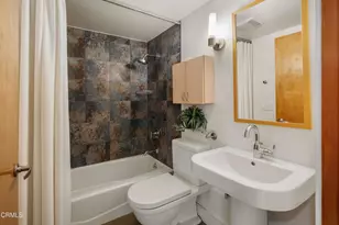 141 S Hudson Ave, Pasadena, CA 91101 - Photo 25