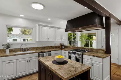 20020 Wayne Avenue, Torrance, CA 90503 - Photo 9