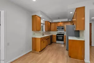 385 Cliff Dr, Pasadena, CA - Photo 21