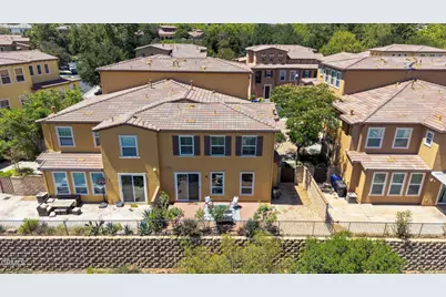 27016 Pebble Beach Drive, Valencia, CA 91381 - Photo 3