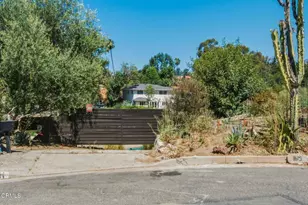 1541 Homewood Dr, Altadena, CA 91001 - Photo 1