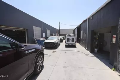 9017 San Fernando Road, Los Angeles, CA 91352 - Photo 9