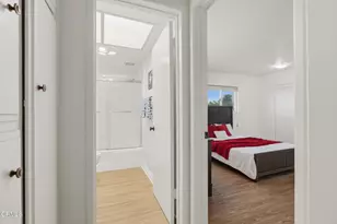 1015 N Michillinda Ave, Pasadena, CA 91107 - Photo 25