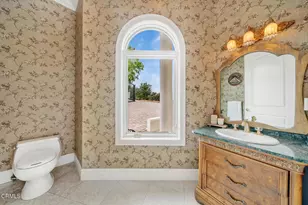 450 Palmerstone Dr, La Canada Flintridge, CA 91011 - Photo 25
