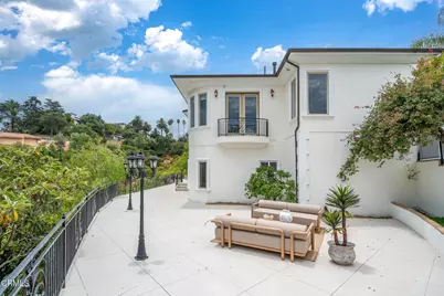 450 Palmerstone Drive, La Canada Flintridge, CA 91011 - Photo 53