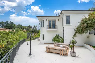 450 Palmerstone Dr, La Canada Flintridge, CA 91011 - Photo 53