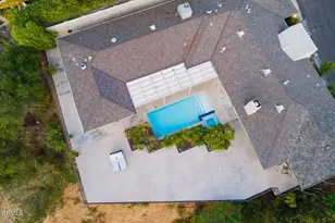 9633 Highridge Dr, Beverly Hills, CA 90210 - Photo 29