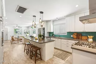1712 N Lincoln St, Burbank, CA 91506 - Photo 11