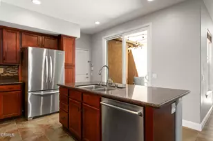 2929 Rocky Mountain Dr, Oxnard, CA 93036 - Photo 9