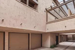 625 S Broadway, Redondo Beach, CA 90277 - Photo 35