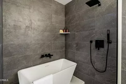 510 N Sycamore Avenue, Los Angeles, CA 90036 - Photo 25