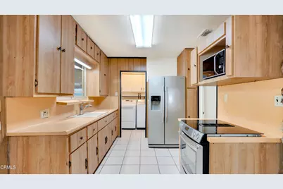 9964 Haines Canyon Avenue, Tujunga, CA 91042 - Photo 5