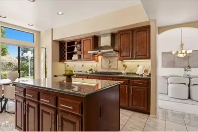 2735 Hidden Hills Way, Corona, CA 92882 - Photo 9