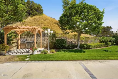2735 Hidden Hills Way, Corona, CA 92882 - Photo 33