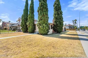 2303 W 25th St, Los Angeles, CA 90018 - Photo 1