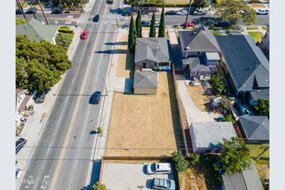 2303 W 25th Street, Los Angeles, CA 90018 - Photo 31