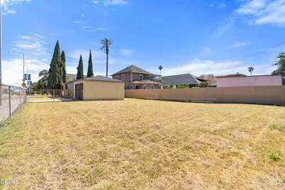 2303 W 25th Street, Los Angeles, CA 90018 - Photo 5