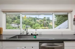 5148 Oakwood Ave, La Canada Flintridge, CA 91011 - Photo 21
