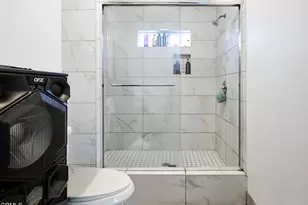 6362 Arbutus Ave, Huntington Park, CA 90255 - Photo 25