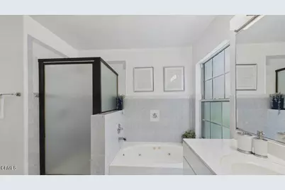 607 W Duarte Road #D, Monrovia, CA 91016 - Photo 23