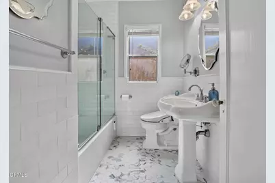 842 E Glenoaks Boulevard, Glendale, CA 91207 - Photo 15