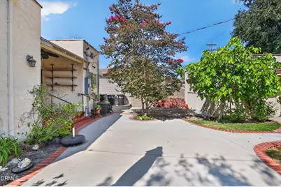 842 E Glenoaks Boulevard, Glendale, CA 91207 - Photo 23