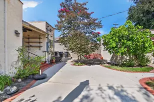 842 E Glenoaks Blvd, Glendale, CA 91207 - Photo 23
