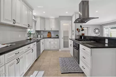 2815 Thorndike Road, Pasadena, CA 91107 - Photo 15