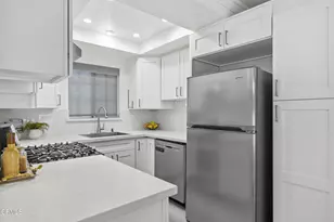 10274 Tujunga Canyon Blvd, Los Angeles, CA 91042 - Photo 11