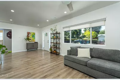 8339 Owens Street, Sunland, CA 91040 - Photo 13