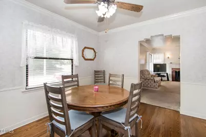 2837 Estado Street, Pasadena, CA 91107 - Photo 9