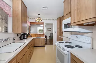2837 Estado St, Pasadena, CA 91107 - Photo 11