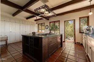 1395 Inverness Dr, Pasadena, CA 91103 - Photo 17